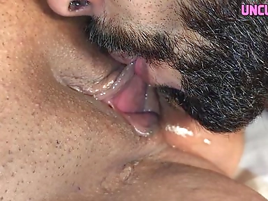 Hema Bhabhi Romance with Client Desi Sex on Bedroom
