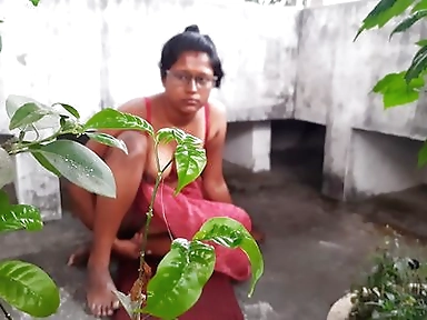 Desi Indian Bhabi at Rooftop Sex in Hindi - Desi Indian Sex Porn
