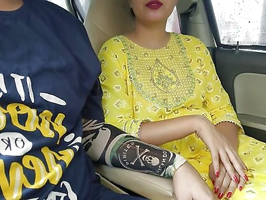 First Time She Rides My Dick in Car Outdoor Sex Indian Desi Girl Saara Fucked Very Hard in Boyfriend's Car