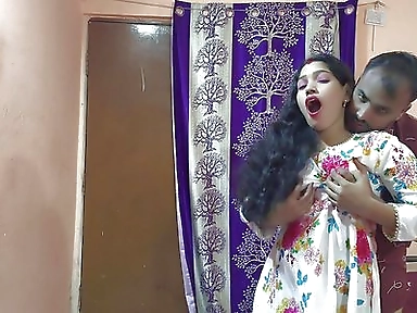 First Time Sex My College Girlfriend Come to My House and Fuck Desi Indian