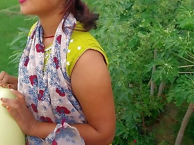Desi Village Young Desi Girl Outside Sex - Girlfriend Coming Near Me Roof Floor Fucking Hot Story - Desi Girl Sex Movies