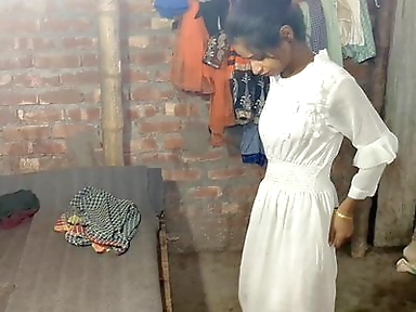 Indian Village Hot Girls Pronita Sex with His Husband in Home