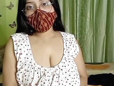 Lisa Bhabi Performance