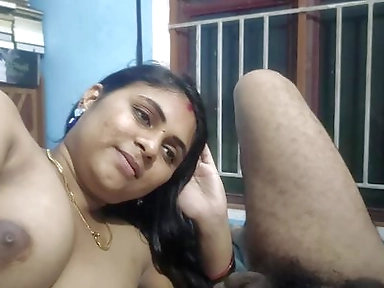 Vaishnavy Hot Blowjob in Nude, Mallu Couple Blow Job, Malayali Girl Blow Job with Husband, Husband and Wife Hot Blow Job Fun