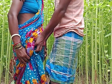 I Was Working in the Field and My Stepfather Wearing a Clover, Fucked My Pussy in the Forest