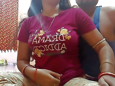Desi Bhabhi Sex with Her Boyfriend