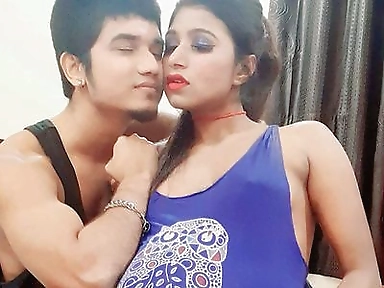 Pregnant Bhabhi Wants a Yoga Trainer Big Cock and Cumshots on Her Belly