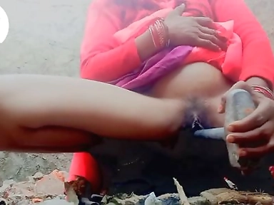 Bhabhi Saree Show