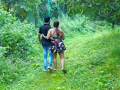 Hot Desi Indian Couple Full Hardcore Sex in Jungle!