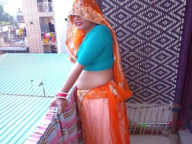 Deal with New Friend for Fucking Her Tight Pussy at Hotel.